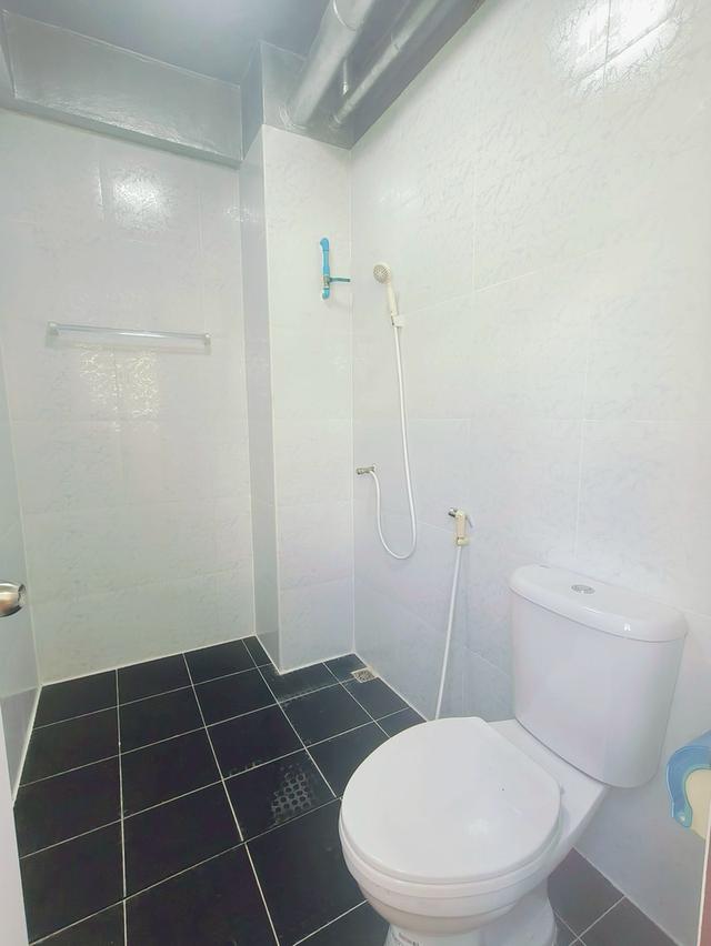 คอนโดถนนนวมินทร์ รามอินทรา นวลจันทร์  SW. condominium. สนใจโทร.​0853186868​คุณวา. 18