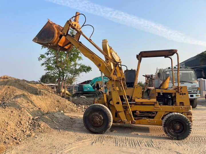 KOMATSU SD20-5 4