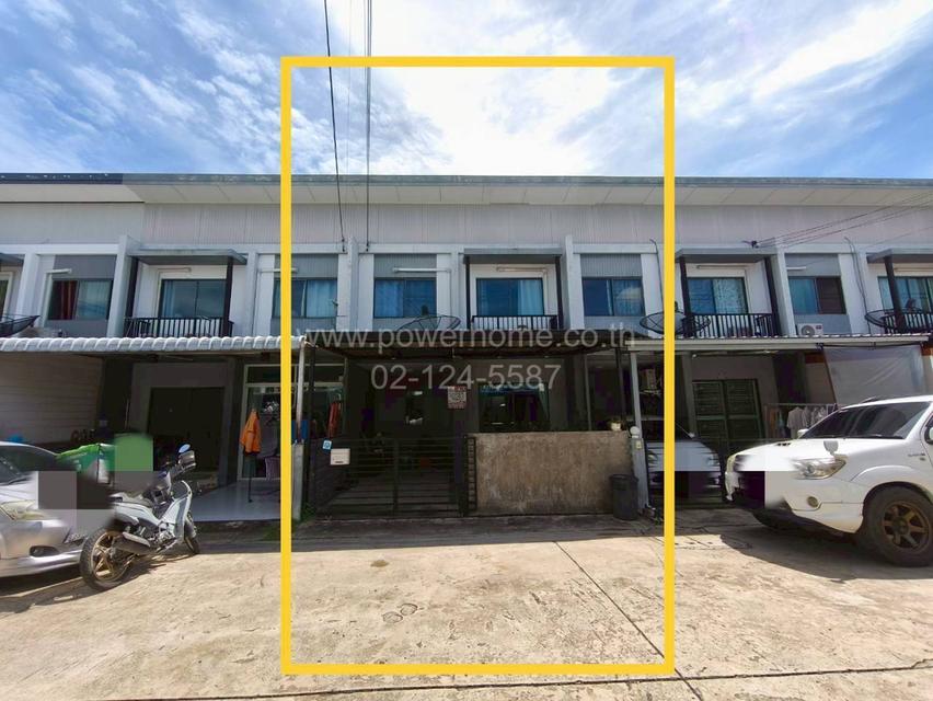 หมู่บ้านเมททาวน์ (ปทุม-ติวานนท์) ซอย 4 ใกล้เทศบาลบางหลวง ถนนปทุมสายใน ต.บ้านฉาง อ.เมืองปทุมธานี จ.ปทุมธานี