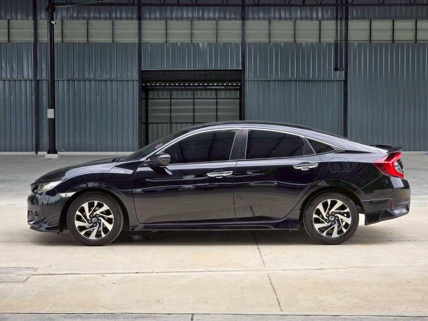 รหัสรถ 12AT4251 HONDA CIVIC 1.8 EL | ปี : 2018 8