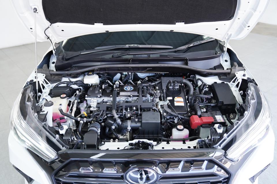 TOYOTA COROLLA CROSS 1.8 HYBRID GR SPORT ปี 2022 จด 2023 สีขาว 3