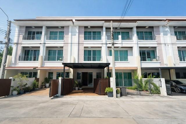 บ้านกลางเมือง เอสเซ้นส์ อ่อนนุช วงแหวน ลาดกระบัง บ้านสวยพร้อมอยู่ จัดเต็ม 4