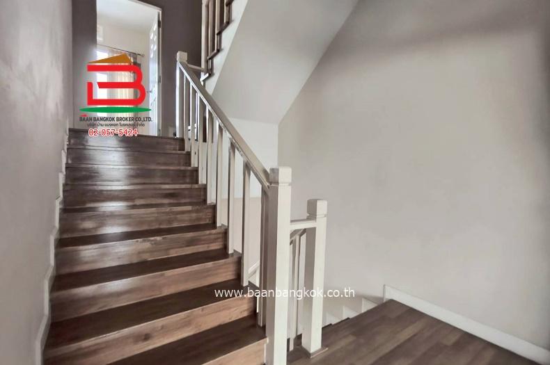 ทาวน์โฮม ปริญลักษณ์ เอกชัย-บางบอน (ใกล้เซ็นทรัล พระราม 2) เนื้อที่ 21.8 ตรว. แขวงบางบอน เขตบางบอน 8