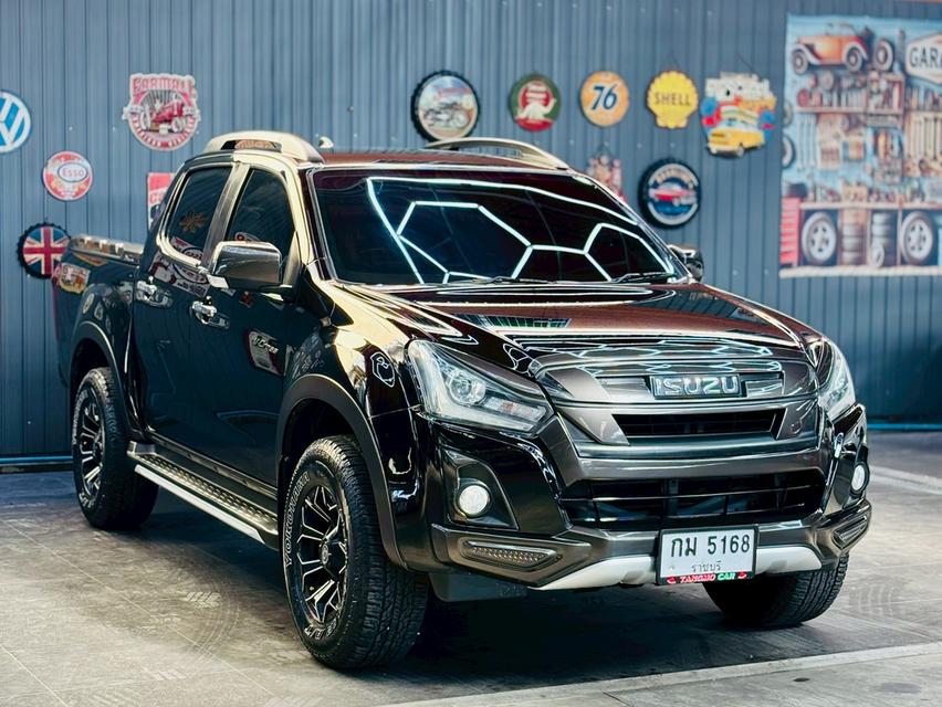 ISUZU D-MAX 3.0 Vcross Z-Prestige Cab4 4WD ปี 2019 3