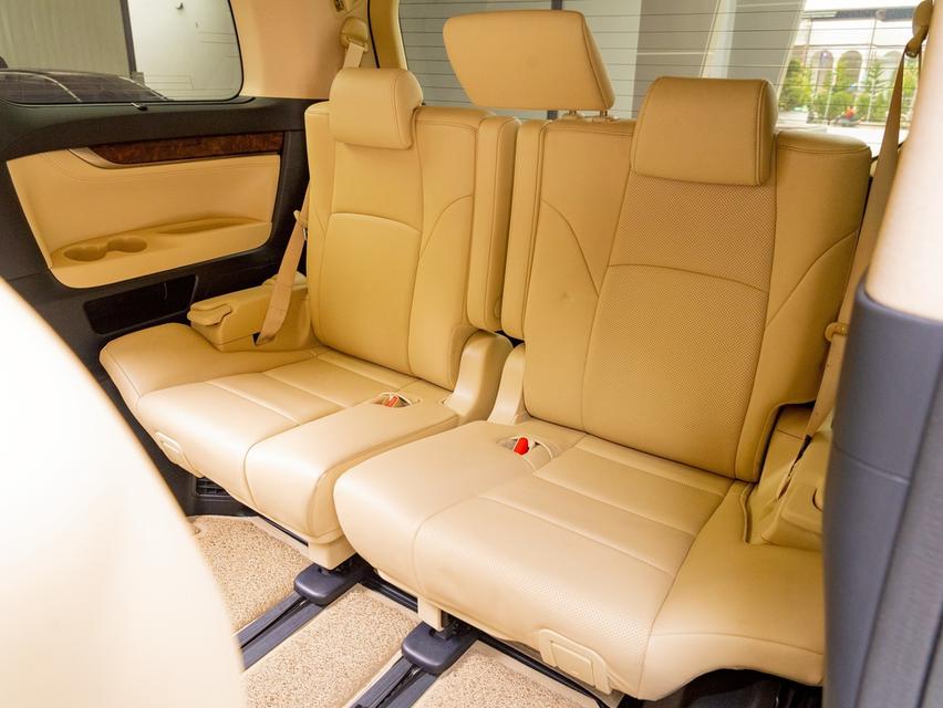 Toyota Alphard 2.5L GF Hybrid ปี 2022 14