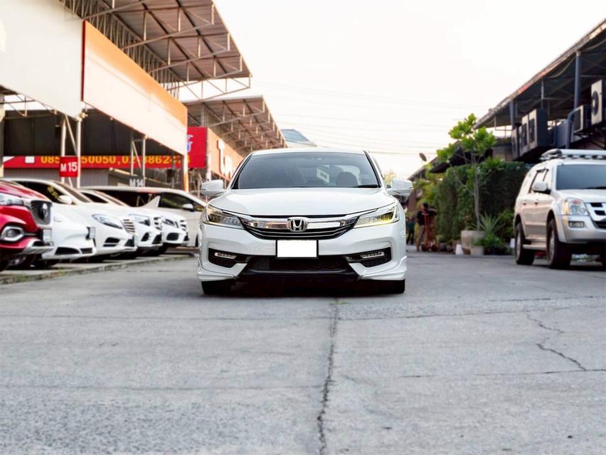 Honda Accord 2.0 Hybrid TECH AT ปี 2018✨ รุ่นท็อปสุด Hybrid ประหยัดสุด สภาพสวยมากกก