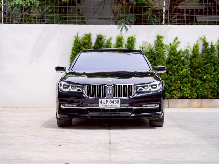 BMW 740LE xDrive Pure Excellence ปี จด 2018