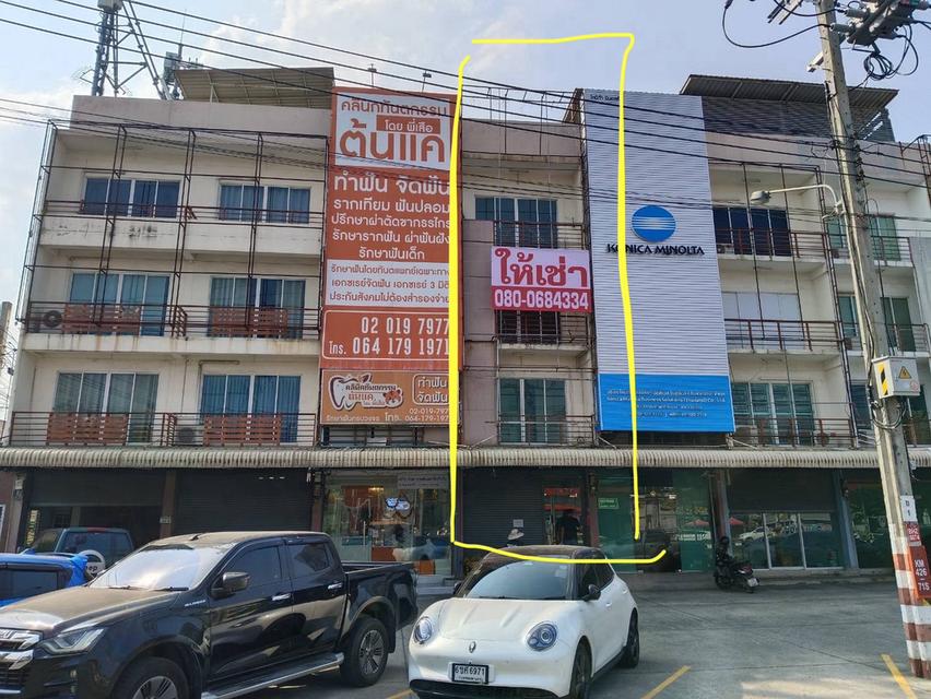 ให้เช่า อาคารพาณิชย์ 4 ชั้นติดริมถนน 1