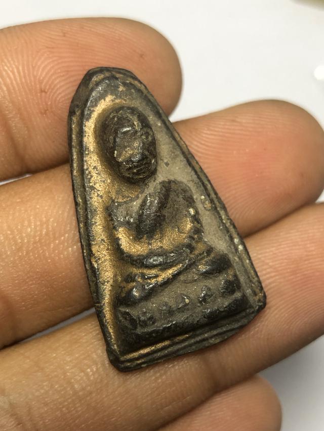 หลวงปู่ทวดพระครูใบฎีกาขาว วัดช้างให้ ปี13