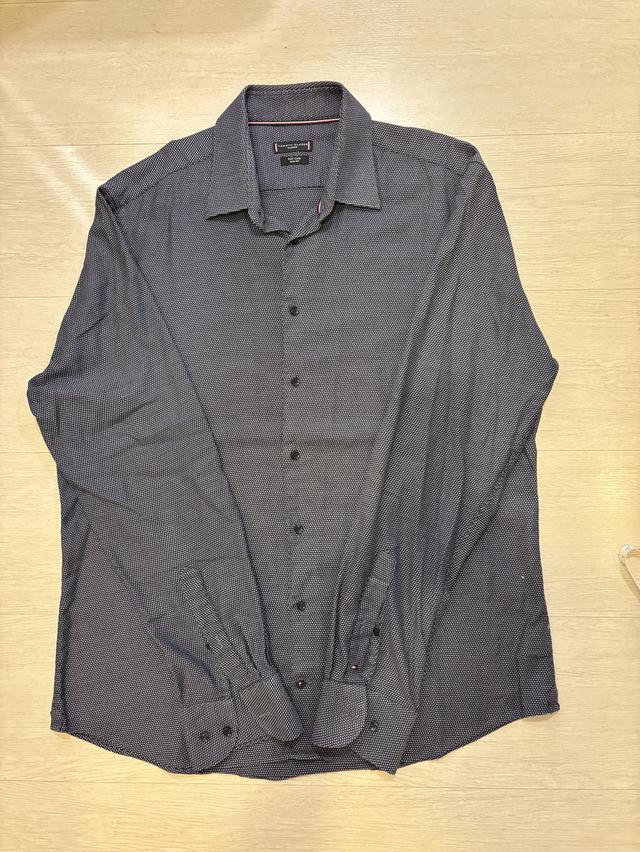 เสื้อเชิ๊ตผู้ชาย