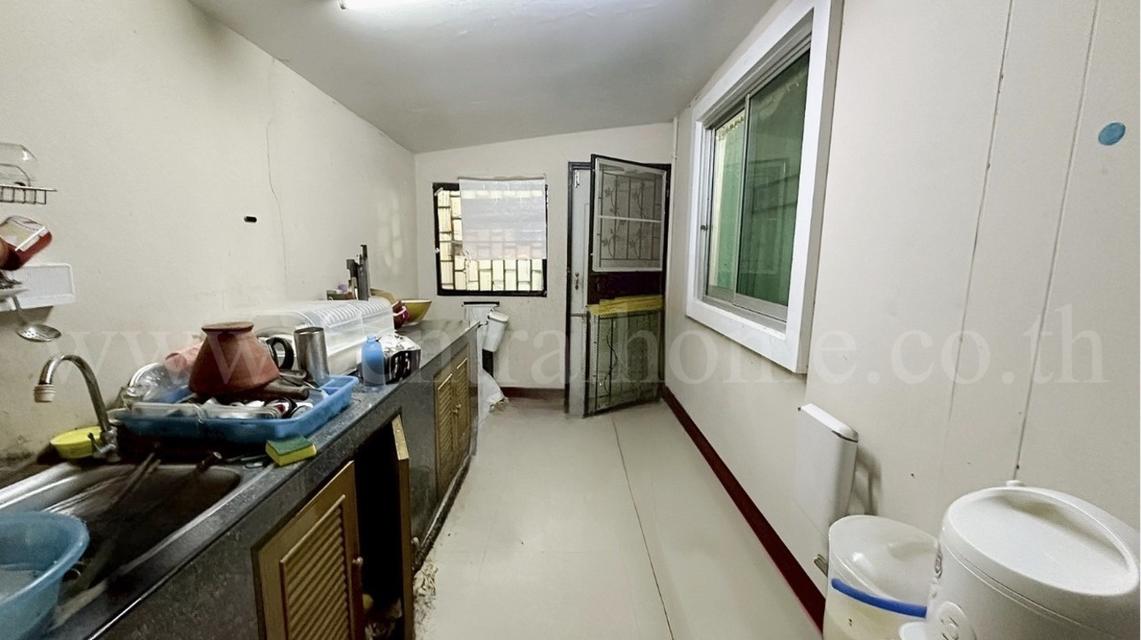 ทาวน์เฮ้าส์ ชั้นเดียว บ้านกลางเมือง พีพี 8 เมืองสุพรรณบุรี หลังมุม 7