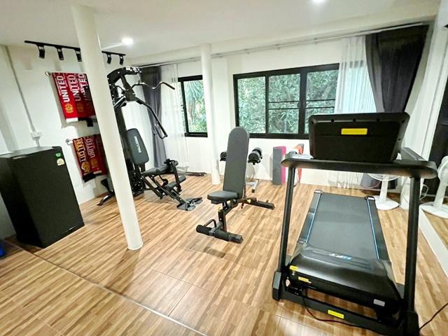 ลาดพร้าว1-15 ให้เช่าทาวน์โฮมหลังมุม3ชั้น 52ตร.วา. เซ็นทรัล ลาดพร้าว 1กม. 3-4นอน MRTลาดพร้าว 400ม. 8แอร์ 202ตร.ม. รร.นานา 2