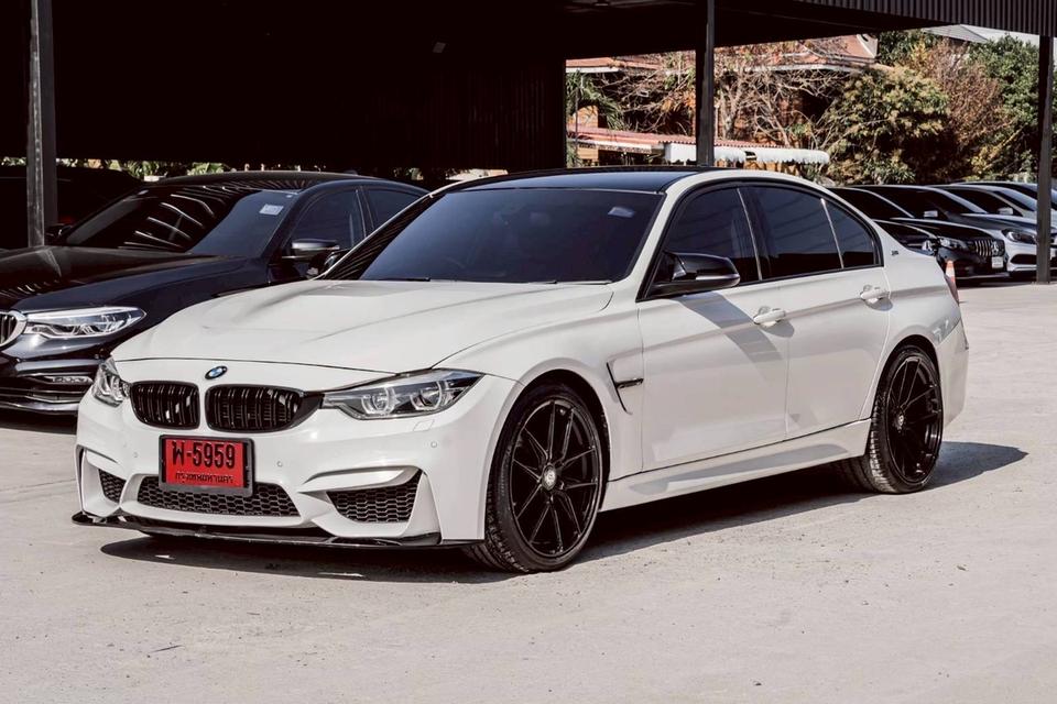 รหัสรถ 67GG3204 BMW 330e M3 Look ปี 2019
