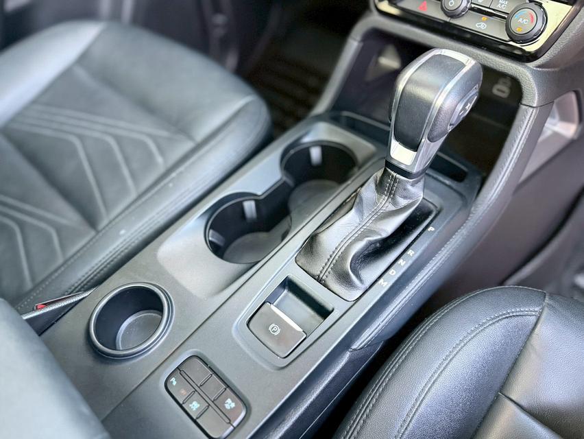 FORD EVEREST 2.0 THAITANIUM PLUS 2WD  ปี22 ออกรถเดือน 12 สีดำ แร๊ปดำด้าน (ขายพร้อมทะเบียน) 19