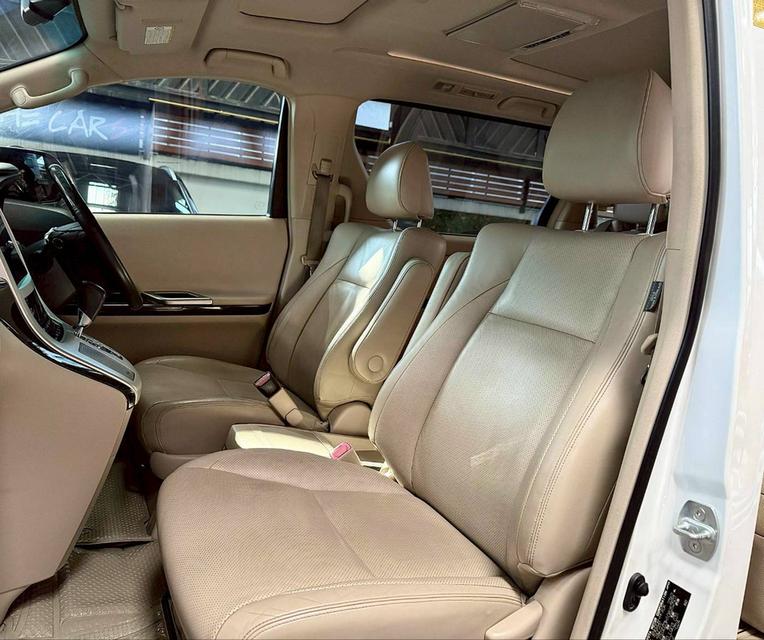 Toyota Alphard 2.4V ปี 2012  9