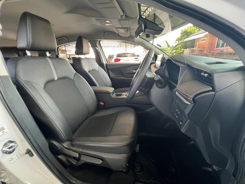 TOYOTA YARIS ATIV 1.2 PREMIUM 2023 9