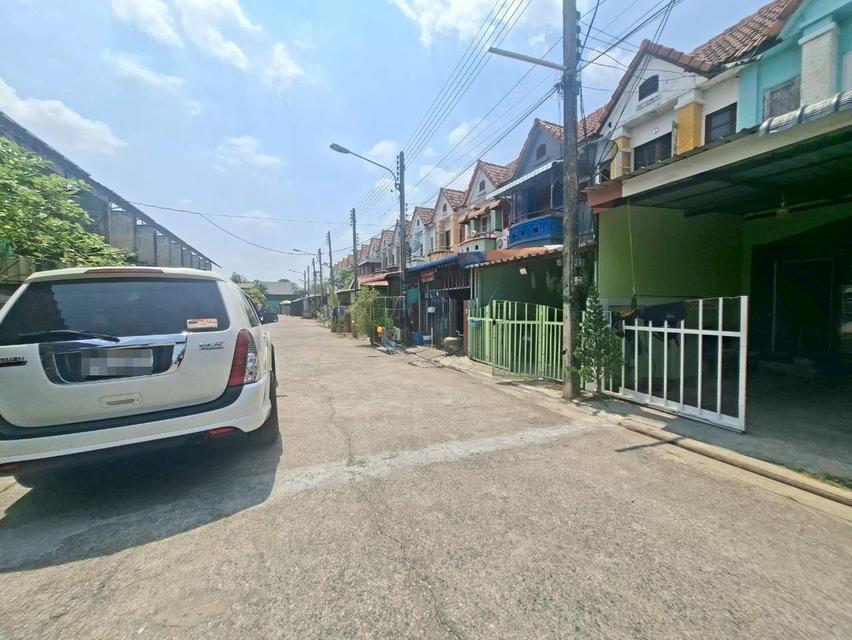 ขายบ้าน 2 ชั้น หมู่บ้านเพชรหลวง ลาดหลุมแก้ว 2