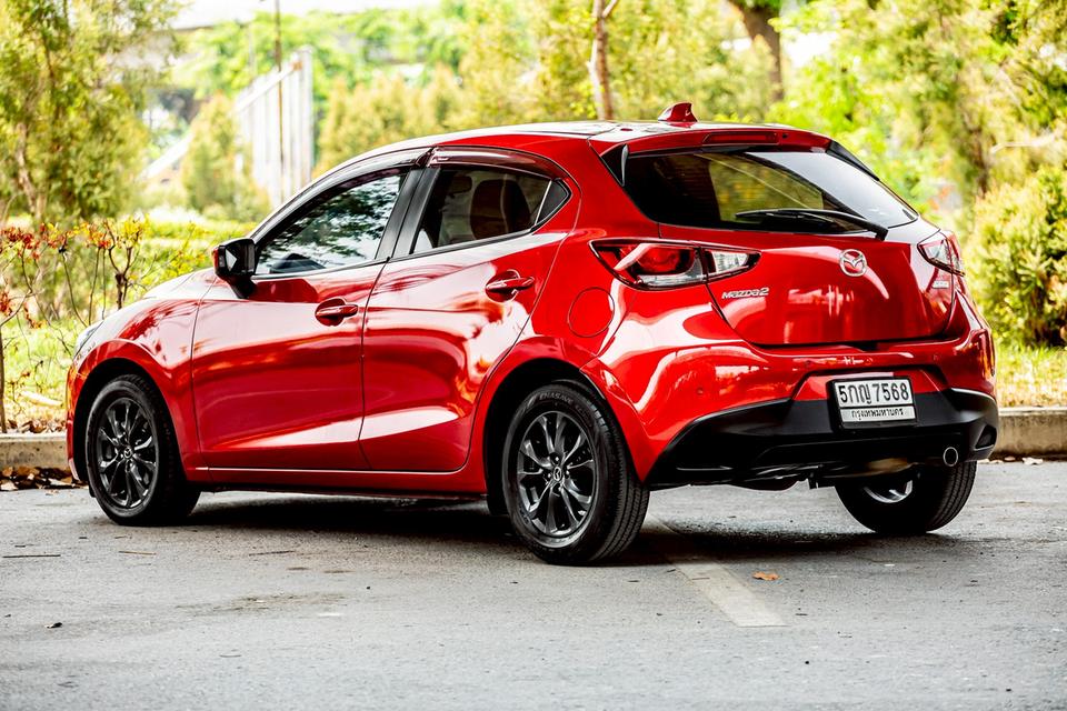 Mazda2 1.3 HighPlus Sport ปี 2016 สีแดง 7