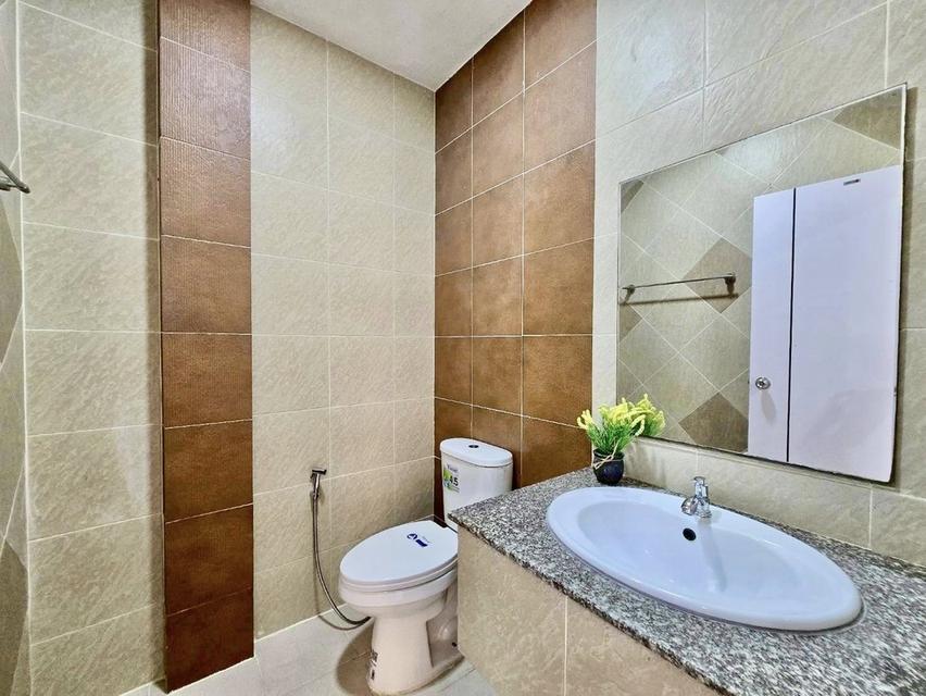 ขายทาวน์เฮ้าส์ 2.69 ล้าน ซอยสยามคันทรีคลับ 17