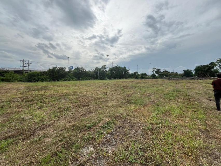 ขายที่ดินแปลงสวยผังสีส้ม ย. 5-16 ติดถนนเลียบวงแหวนตะวันออก (ถนนกาญจนาภิเษก) 200 เมตรช่วงระหว่างรามอินทรา (ตรงข้ามแฟขั่น ไอแลนด์ วิ่งสู่ถนนเสรีไทย (สุข 8