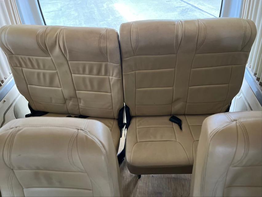 Toyota Hiace Commuter 2.5 D4D MT ปี 2014 16