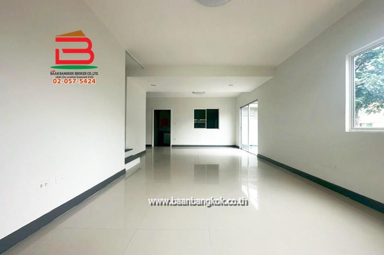 ทาวน์โฮม หมู่บ้าน พฤกษาวิลล์ 31 พหลโยธิน-สายไหม เนื้อที่ 39.2 ตรว. ถนนพหลโยธิน เขตสายไหม กรุงเทพมหานคร 4
