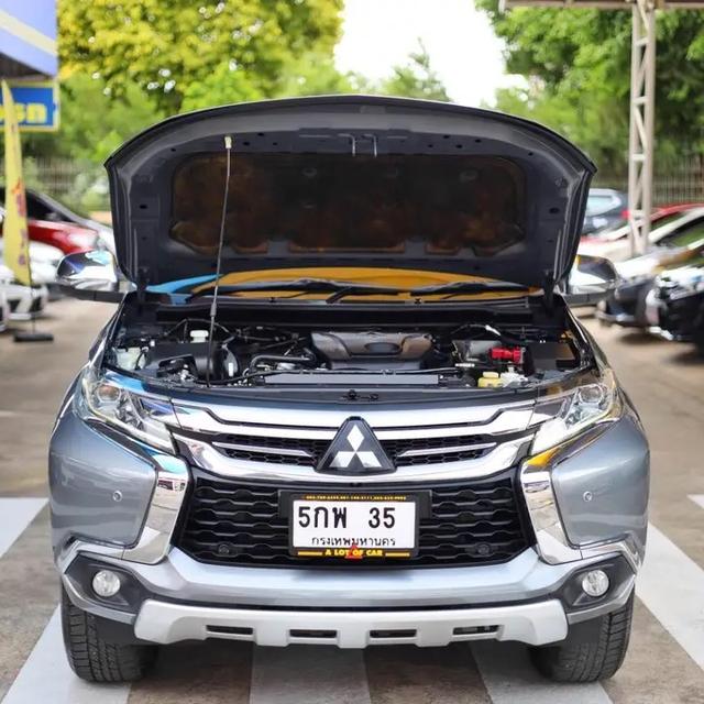 รถสวยพร้อมใช้งาน  Mitsubishi Pajero 4