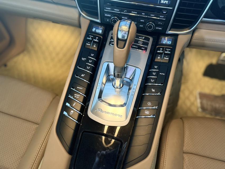 Porscne Panamera 3.0 V6 ปี13 รูปที่ 9