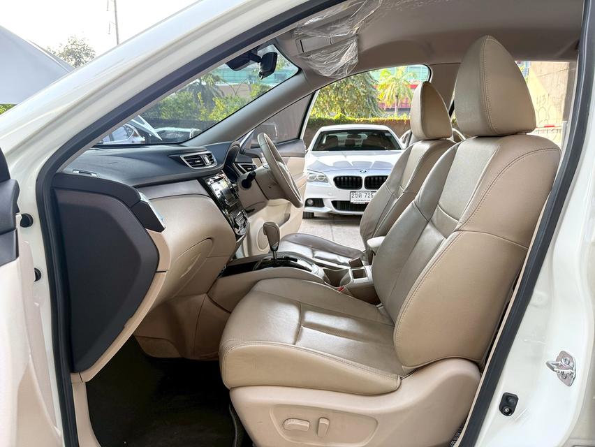ขายรถ nissan X-Trail 2.0 HYBRID ปี 2017 สีขาว เกียร์ออโต้ 11