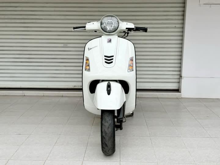 รีบขาย Vespa GTS 2