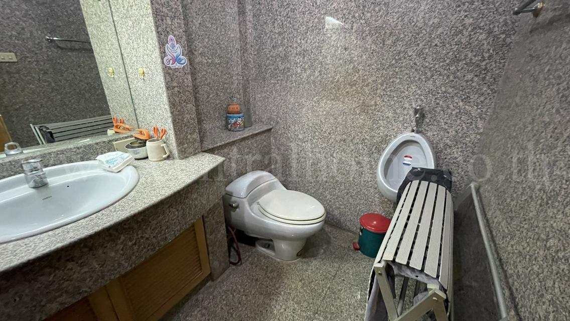 ทาวน์เฮ้าส์ อัศวินการ์เด้น จรัญสนิทวงศ์ 45 ใกล้ MRT บางขุนนนท์ 7