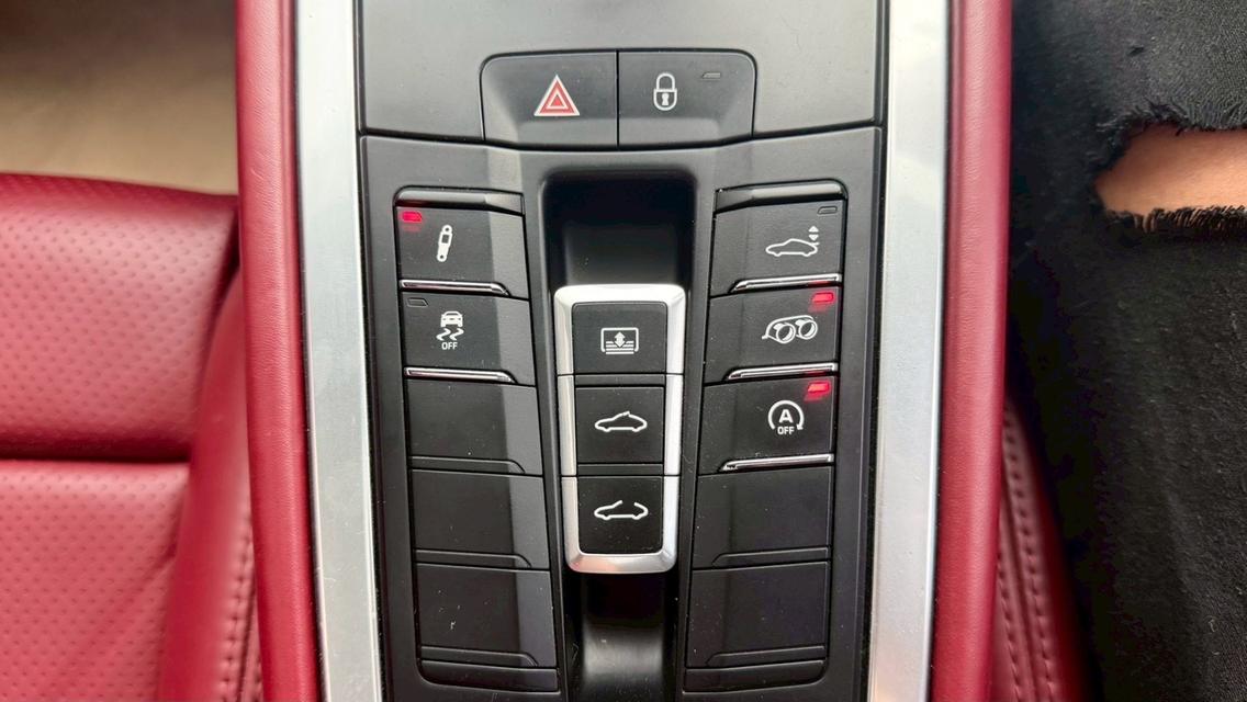 รหัสรถ KPV53 2016 Porsche 911.2 รูปที่ 8