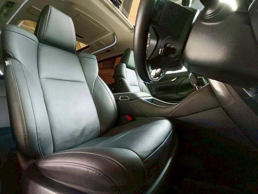 รหัสรถ PEAT111 🚙🚐TOYOTA ALPHARD​ SC  ปี​ 22  16