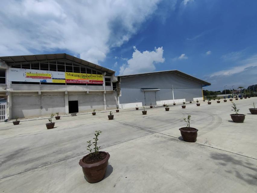 ให้เช่าโกดัง คลังสินค้าใหม่ บริเวณพหลโยธิน กม. 40 ใกล้มอเตอร์เวย์ตรงข้ามมหาวิทยาลัยธรรมศาสตร์ เดินทางสะดวก 9