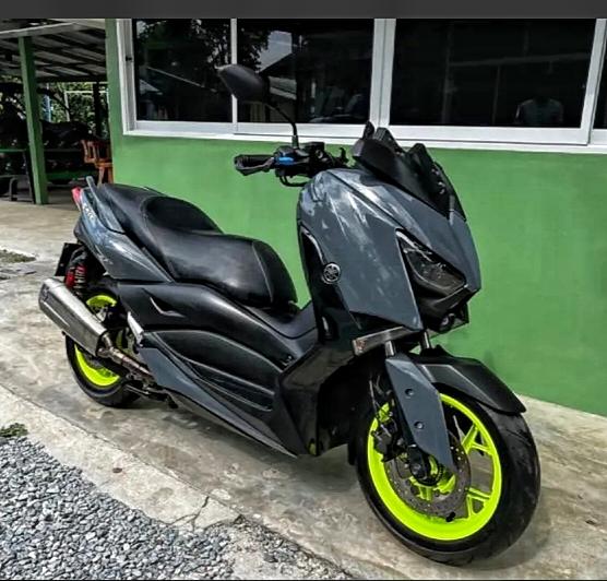 Yamaha xmaxสีดำ 3