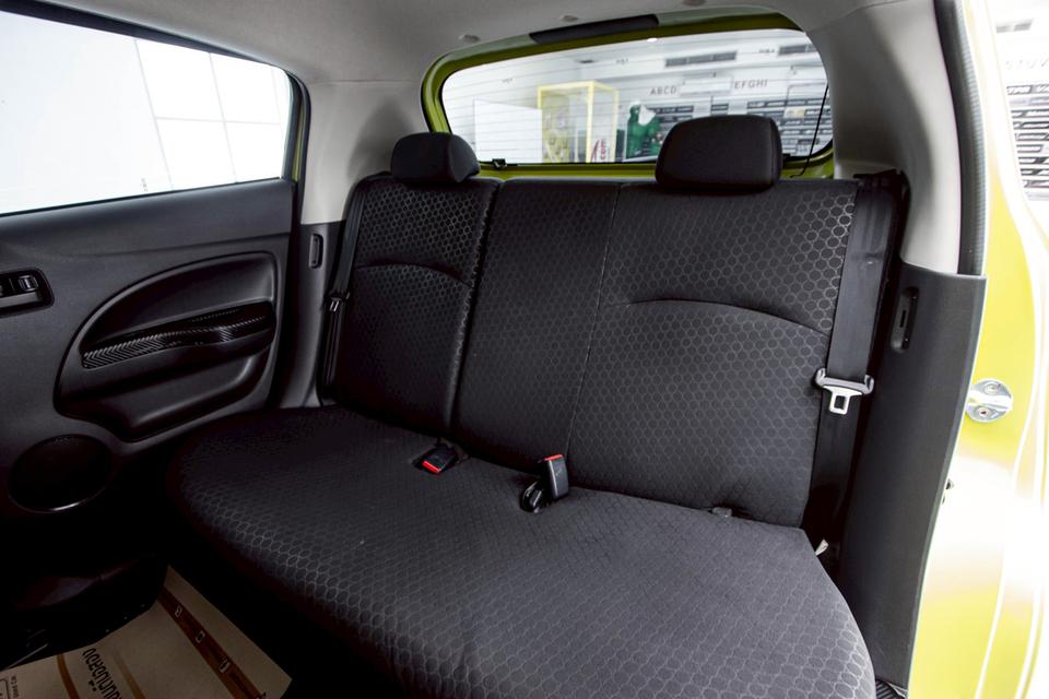 MITSUBISHI MIRAGE 1.2 GLX  2012  6
