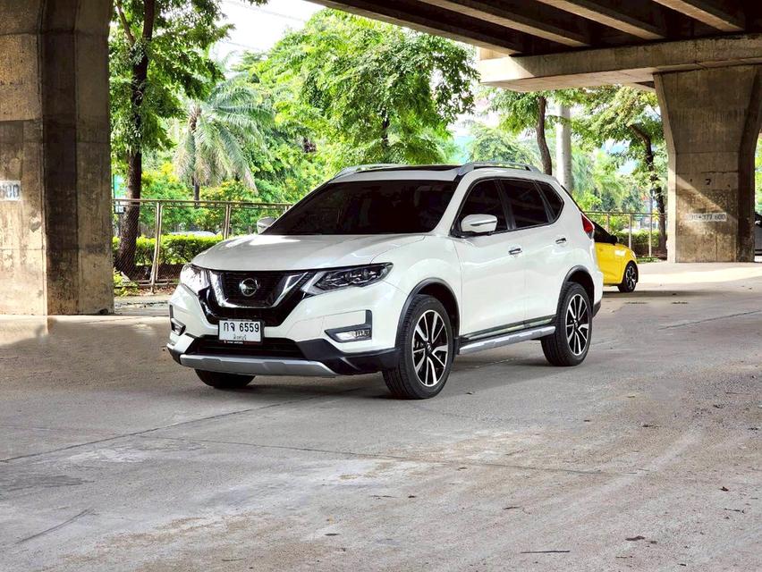 ขายรถ nissan  X-Trail 2.5 4WD ปี 2020 สีขาว เกียร์ออโต้ 3
