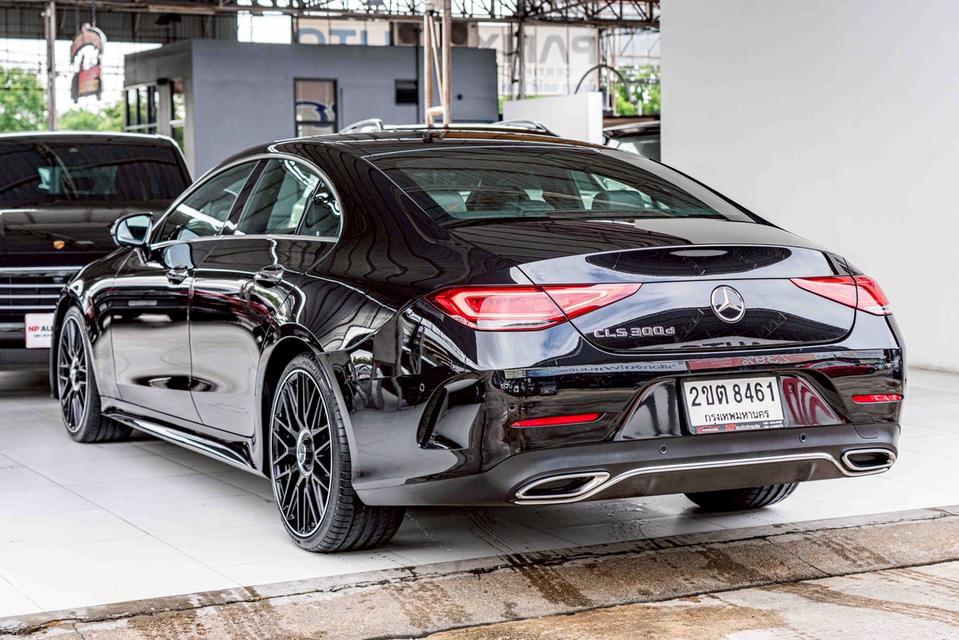 รหัสรถ NP8461 รุ่นรถ : BENZ CLS300d AMG PREMIUMปีรถ : 2019 12