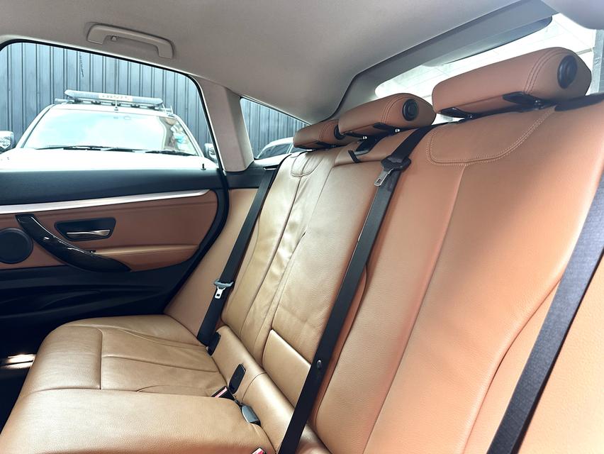 2019/22 BMW 320d GT Luxury (F34) เครื่องยนต์ดีเซล 17