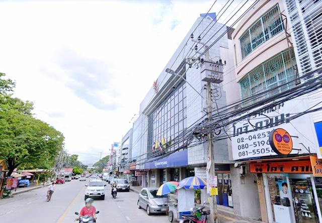 MRT เมืองทองธานี 1.8 กม. ถ.สามัคคี ประชาชื่น ติดทางด่วน ศรีรัช คฤหาสน์ ให้เช่าบ้านเดี่ยว 2 ชั้น 60ตร.วา. 240 ตร.ม. 3 นอน 6