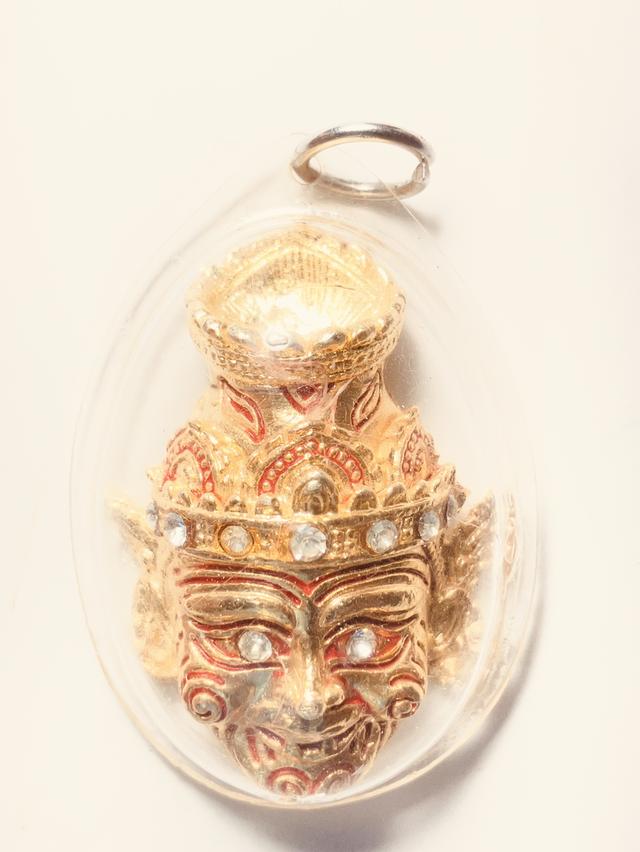 เศียรพ่อแก่ ฝังเพชร สวยงามมาก