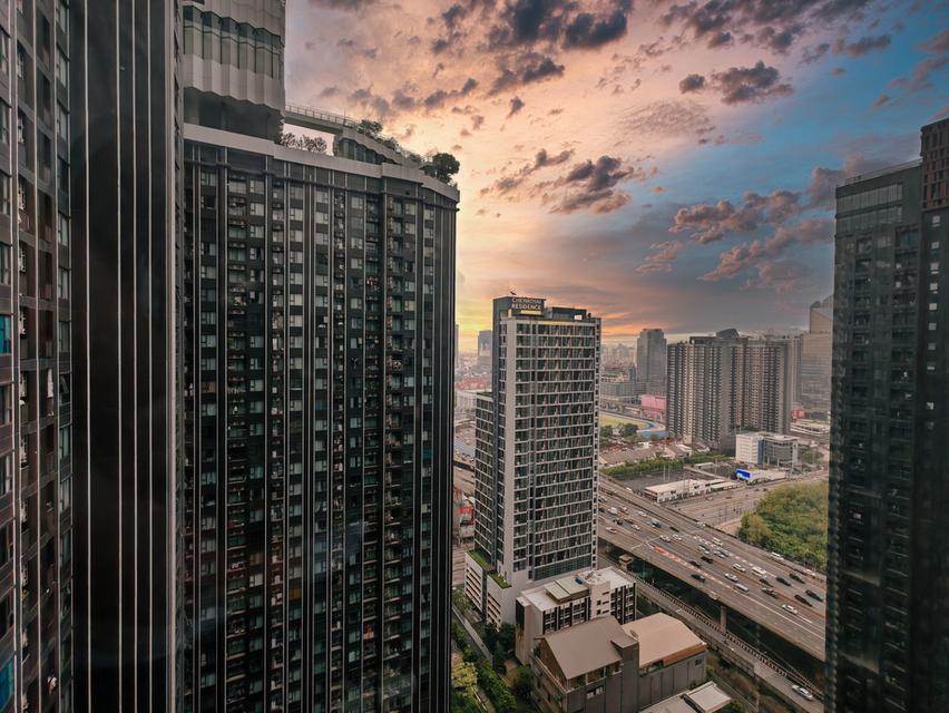 Life Asoke Rama 9 (ไลฟ์ อโศก-พระราม 9) คอนโด High-Rise ใจกลาง New CBD 10