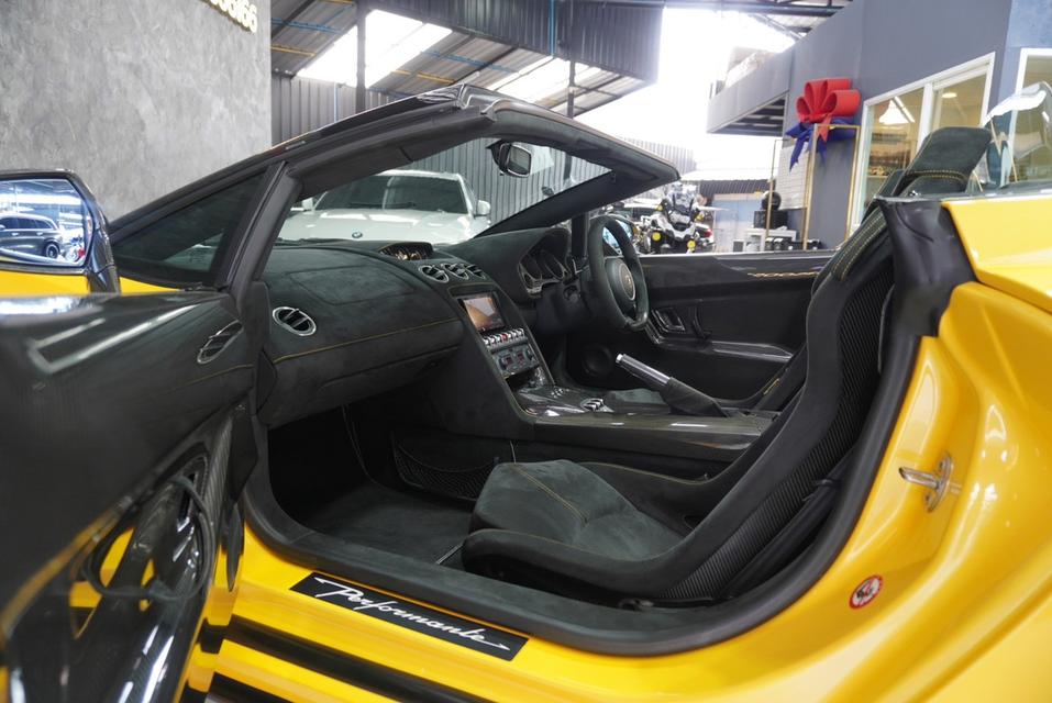 รหัสรถ JRS5590 📌Lamborghini Gallardo 570-4 Performante Spyder ปี 2011  16