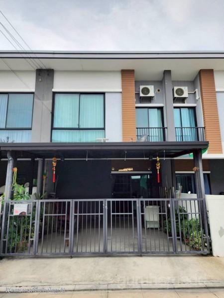 ขายทาวน์โฮม 2 ชั้น Unio Town เพชรเกษม 110 เนื้อที่ 18.5 ตรว 3นอน 2น้ำ ห้องครัวบิวท์อิน พร้อมเฟอร์นิเจอร์ - ghd000631 1