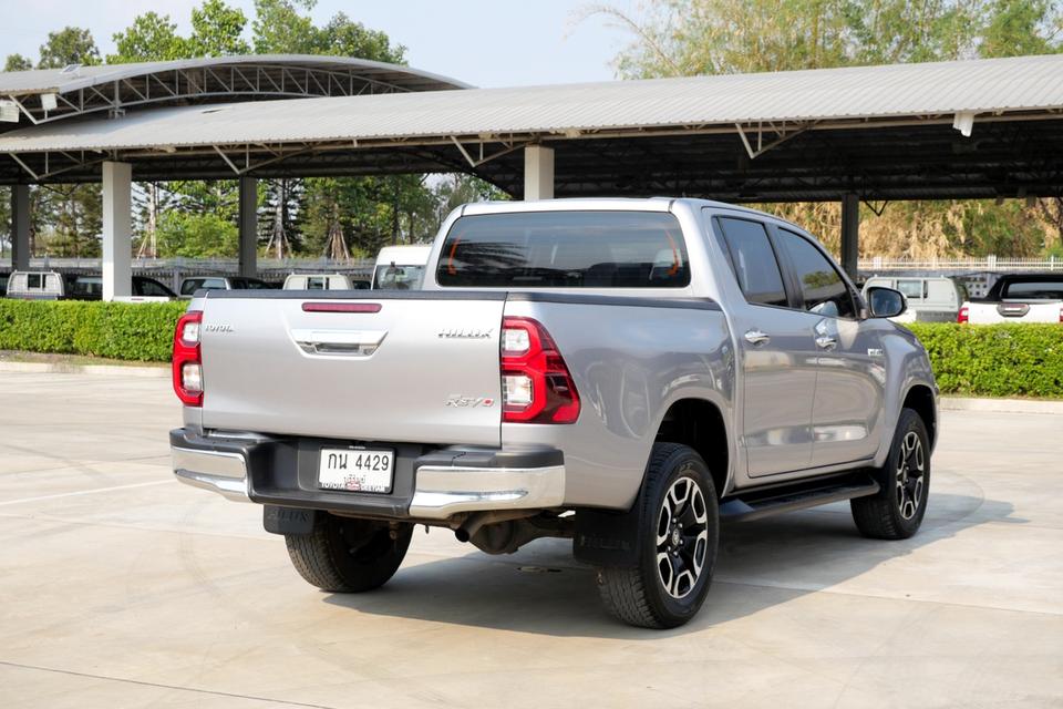 Toyota Revo Double Cab Prerunner 2x4 2.4 Mid AT  18