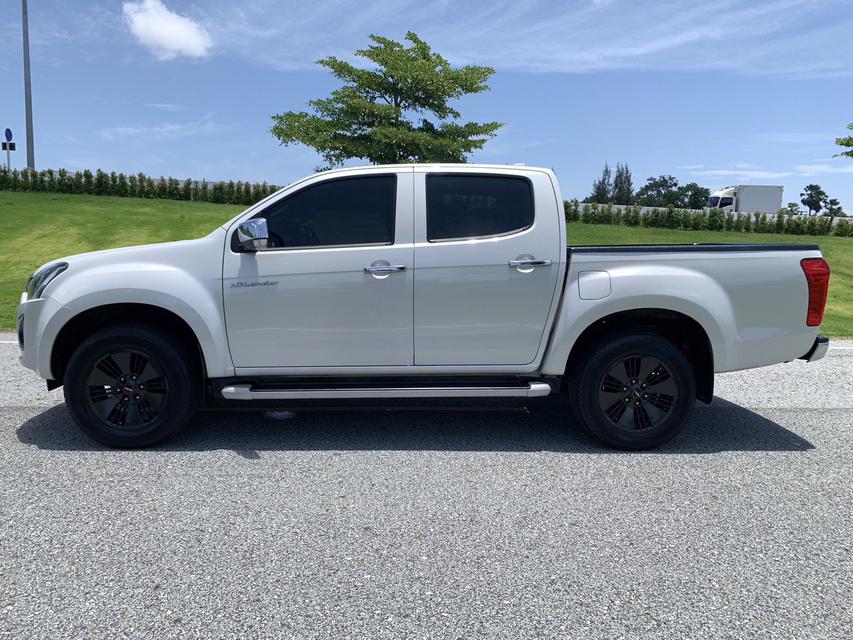 ISUZU D-Max 1.9 Z-Prestige Navi 4ประตู Hi-Lander 2015 สวยเดิม มือเดียว น็อตไม่ขยับ