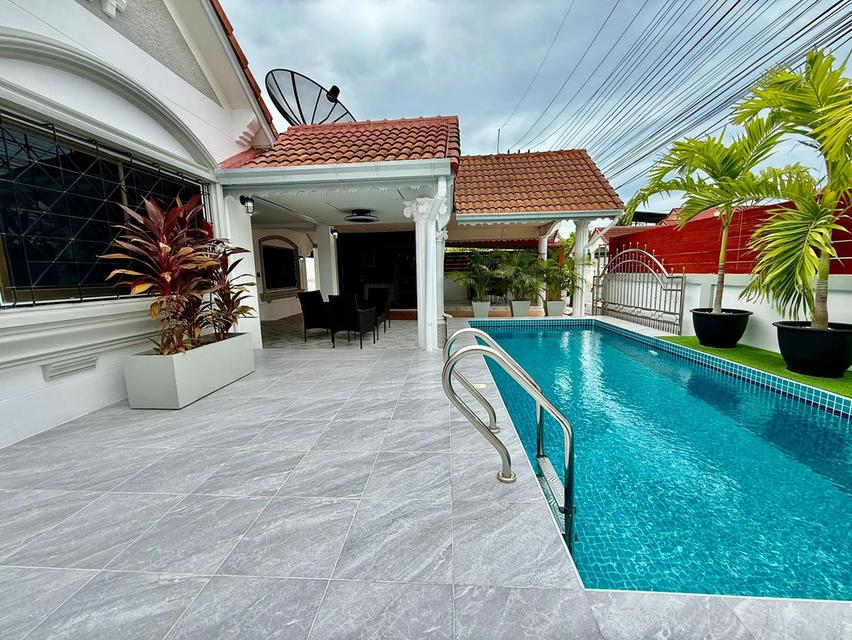 Sale house style pool villa Wantana Village  2