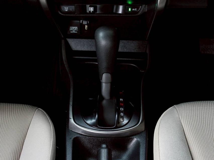 HONDA CITY, 1.5 V i-VTEC ปี 2015  โฉม ปี14-19   14