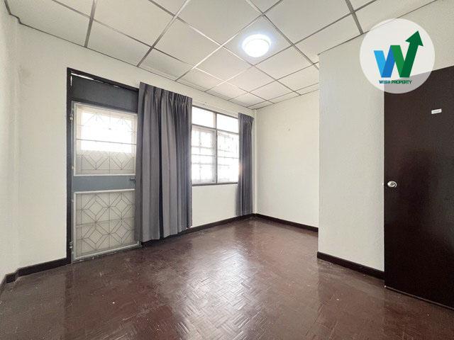 ขายบ้านในแหล่งชุมชน หมู่บ้านวังทองวิลเลจ2 เสรีไทย33 บรรยากาศเงียบ สงบ เป็นส่วนตัว 7