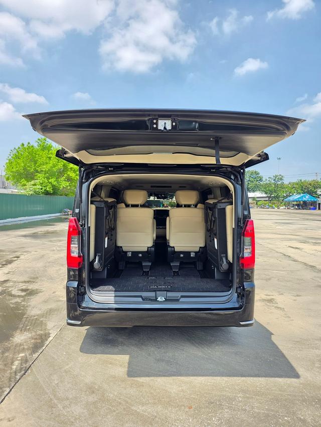 Toyota Majesty รุ่น 2.8 Grande ปี 2024 ไมล์ 40,000 กม. รูปที่ 8